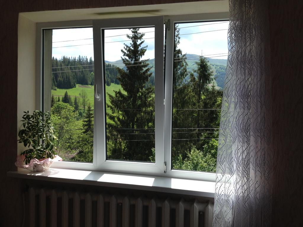 Na Gorbochku Hotell Podobovets Exteriör bild